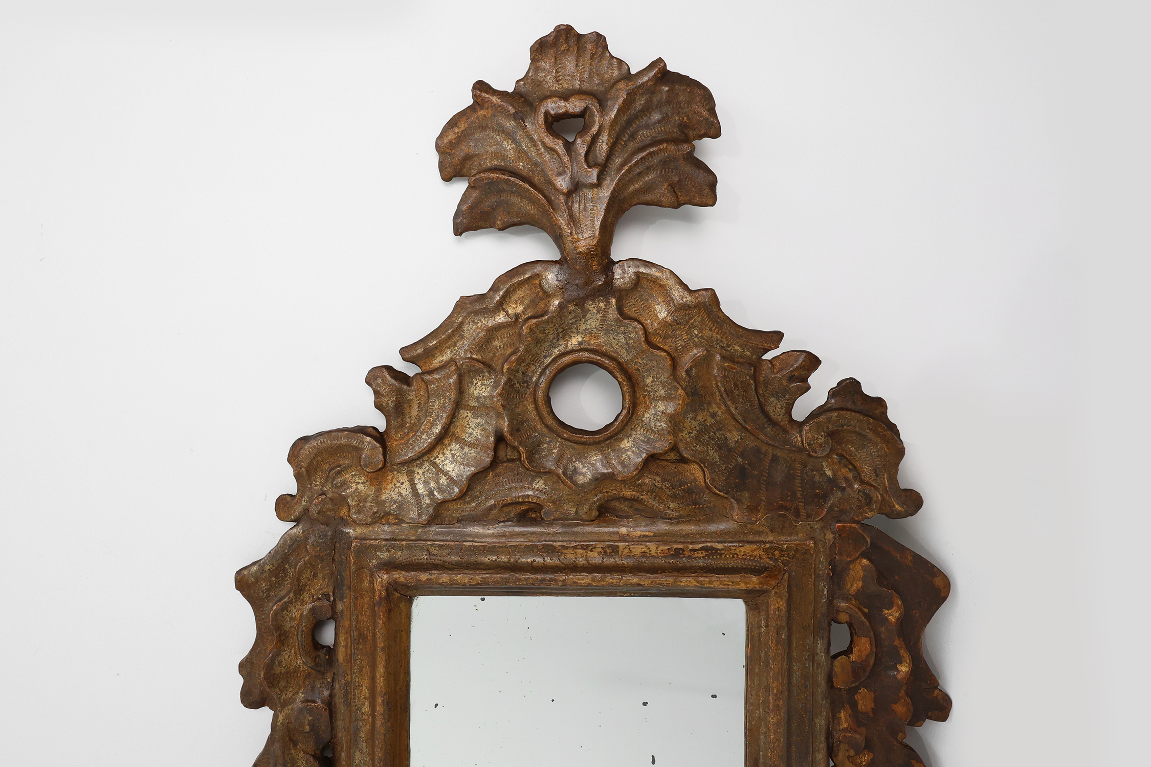 Italian Renaissance–Baroque Carved Wood Mirror, 17th Centurythumbnail